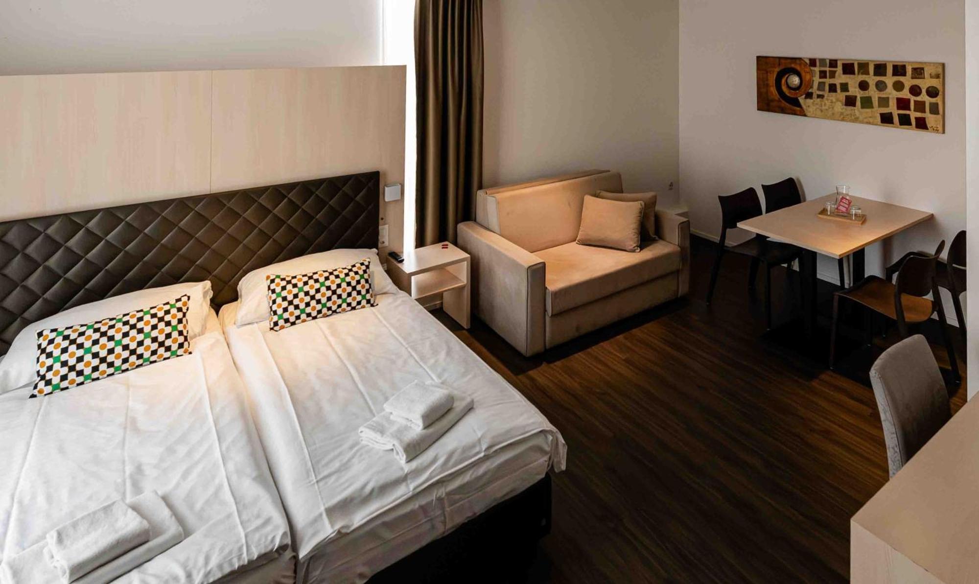 Los Lorentes Hotel Bern Airport Belp Exterior foto